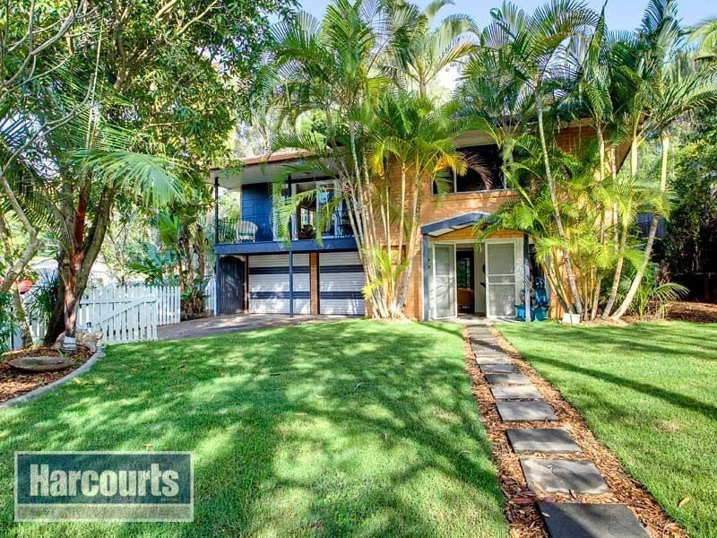32 Tarnook Drive, Ferny Hills QLD 4055