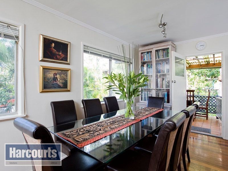 32 Tarnook Drive, Ferny Hills QLD 4055