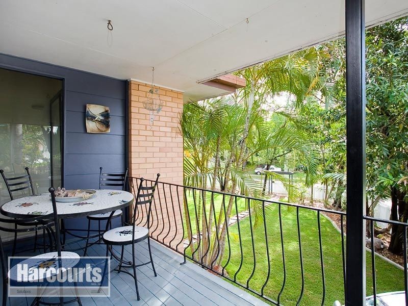 32 Tarnook Drive, Ferny Hills QLD 4055