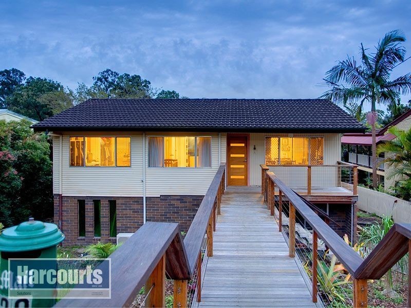 20 Kootangal Crescent, Ferny Hills QLD 4055