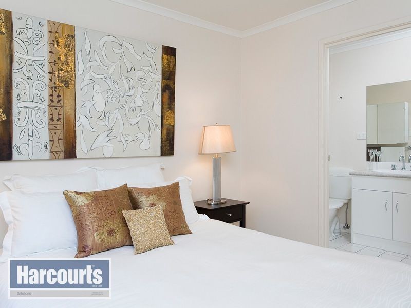 18 Taltarni Circuit, Mitchelton QLD 4053