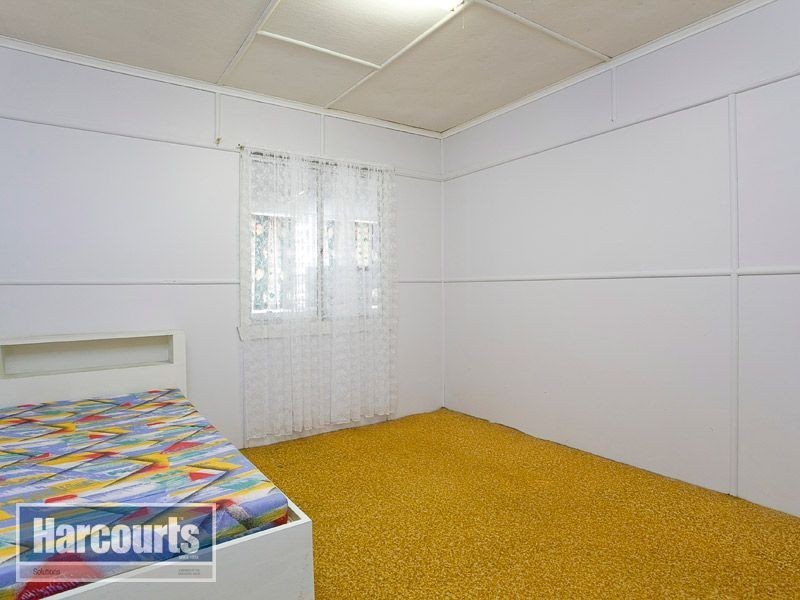 9 Kennion Street, Mitchelton QLD 4053