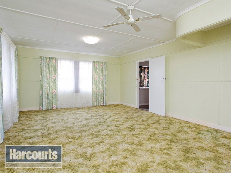 9 Kennion Street, Mitchelton QLD 4053