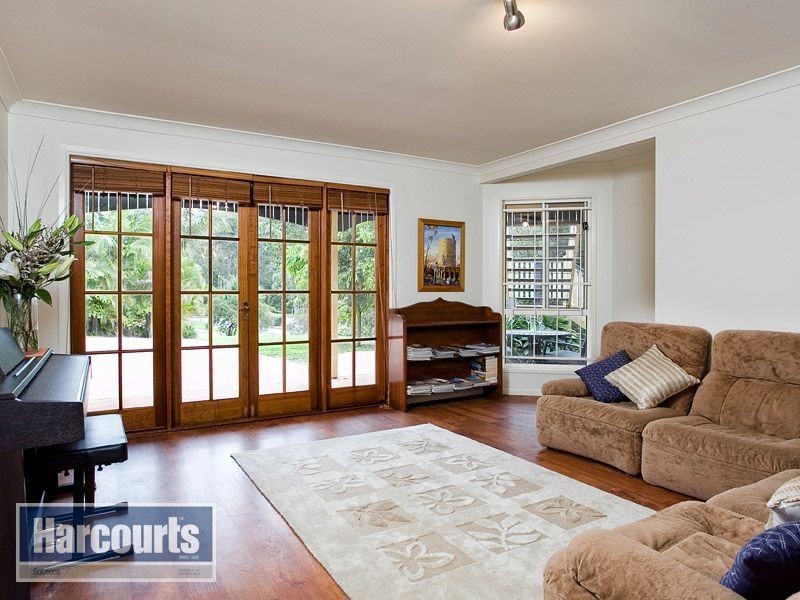 67 Linkwood Drive, Ferny Hills QLD 4055