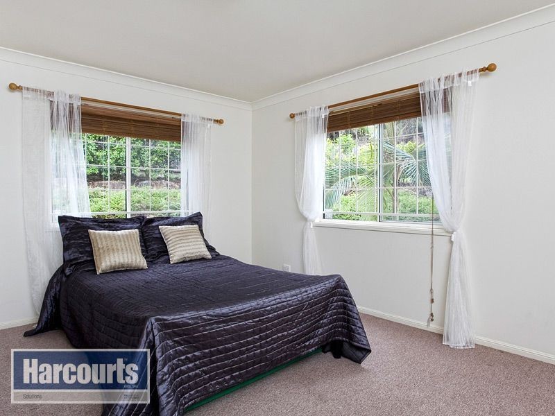 67 Linkwood Drive, Ferny Hills QLD 4055