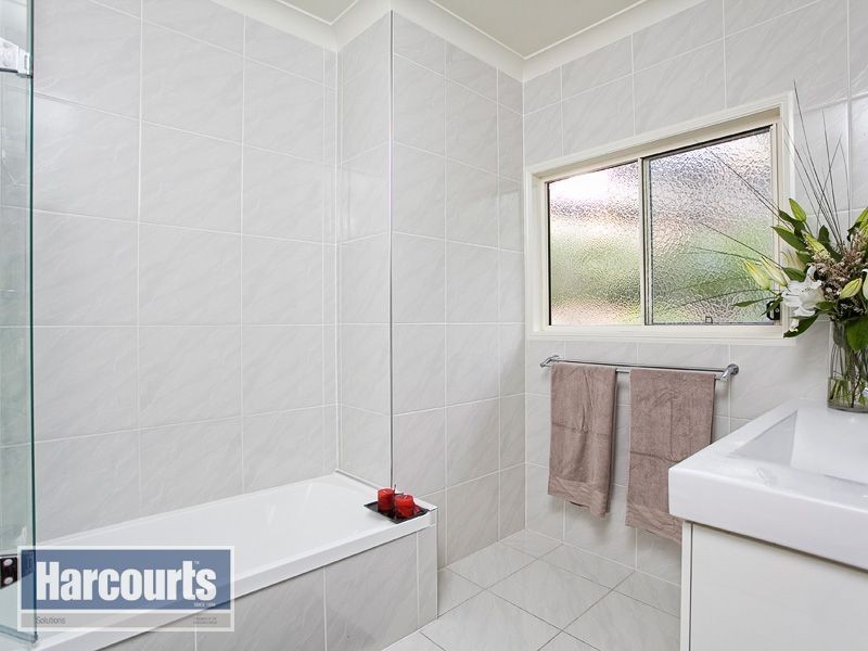 67 Linkwood Drive, Ferny Hills QLD 4055