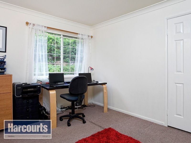 67 Linkwood Drive, Ferny Hills QLD 4055