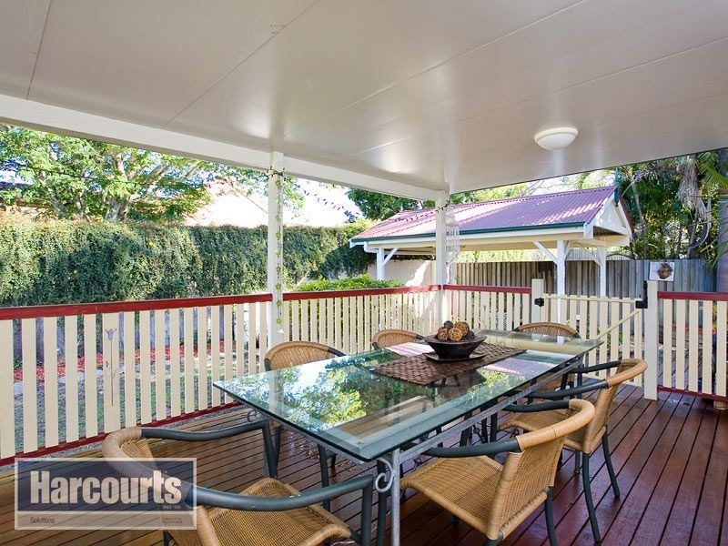 10 Grays Road, Gaythorne QLD 4051