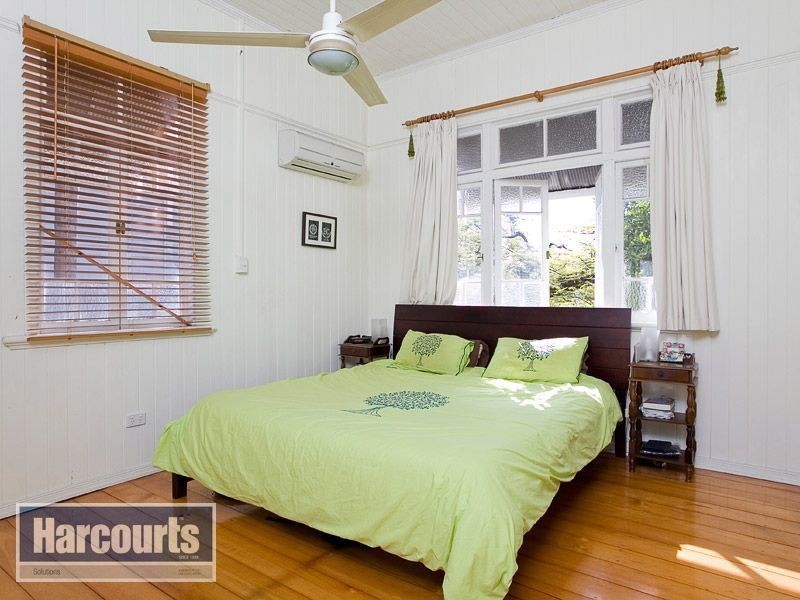 10 Grays Road, Gaythorne QLD 4051