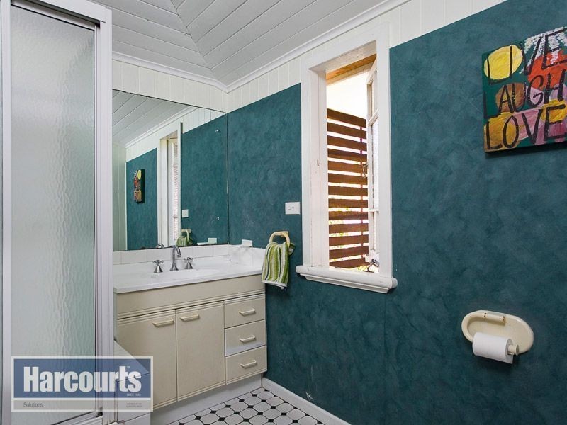 10 Grays Road, Gaythorne QLD 4051