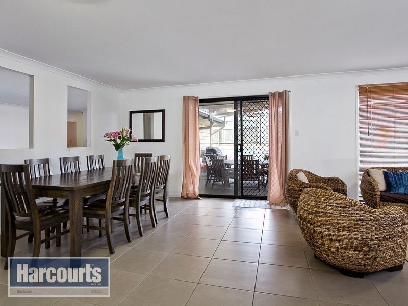 3 Nyamber Place, Upper Kedron QLD 4055