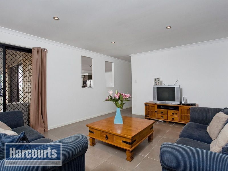 3 Nyamber Place, Upper Kedron QLD 4055