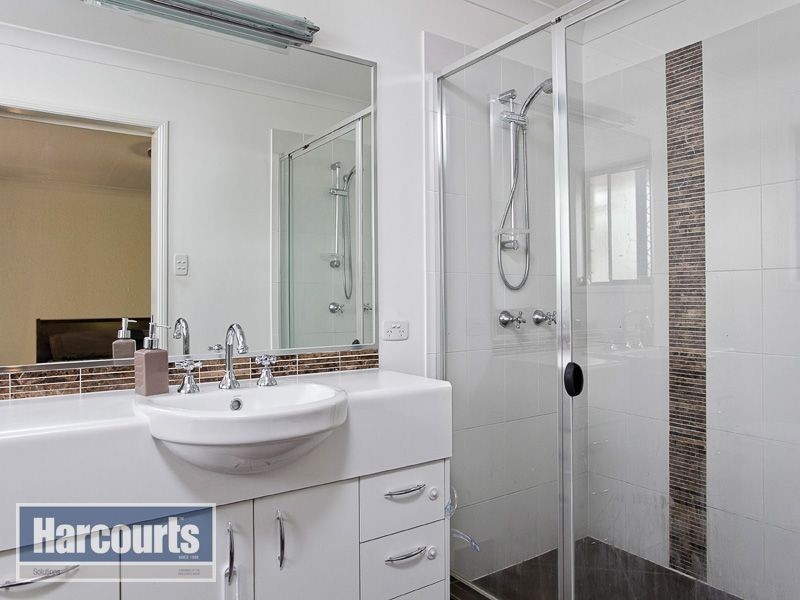 3 Nyamber Place, Upper Kedron QLD 4055