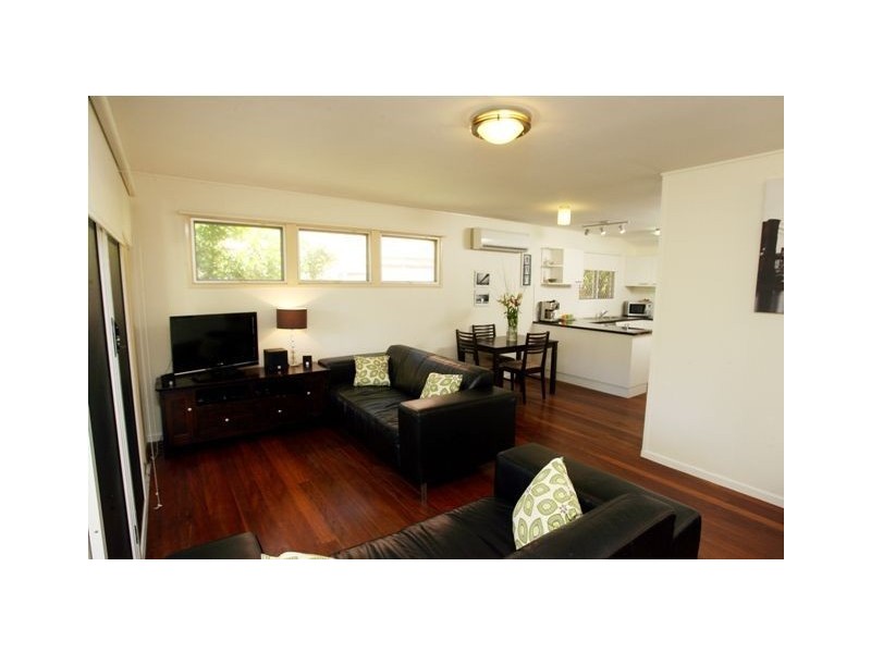 26 Amaroo Avenue, Ferny Hills QLD 4055