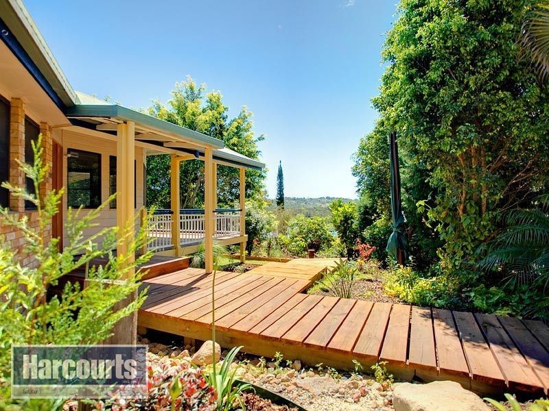 7 Woodview Street, Samford Valley QLD 4520