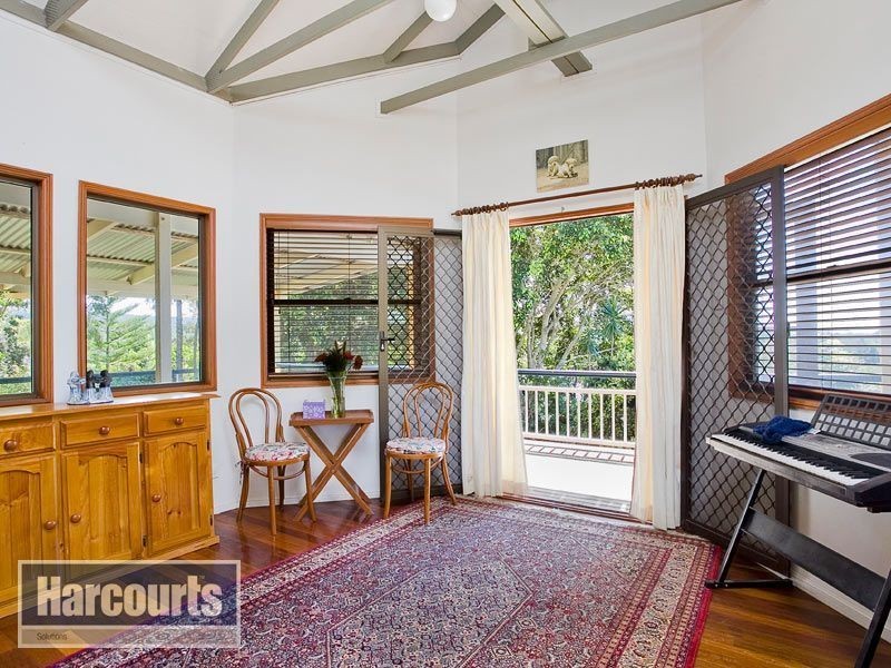 7 Woodview Street, Samford Valley QLD 4520