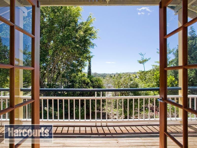 7 Woodview Street, Samford Valley QLD 4520