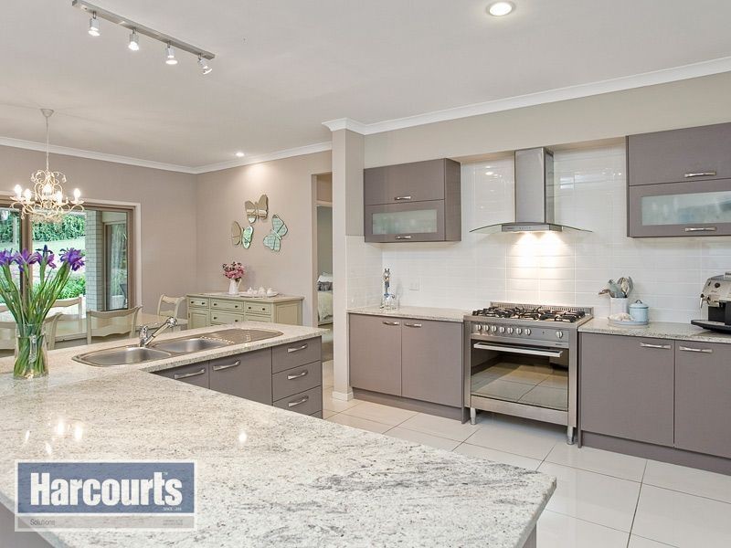 6 Clapham Court, Bunya QLD 4055