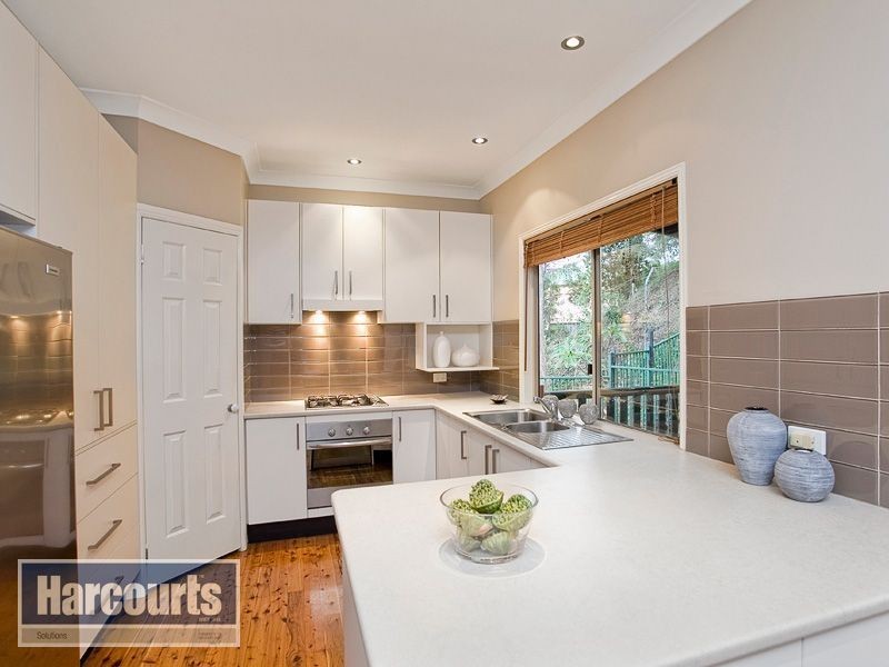 29 Larwood Place, Ferny Hills QLD 4055