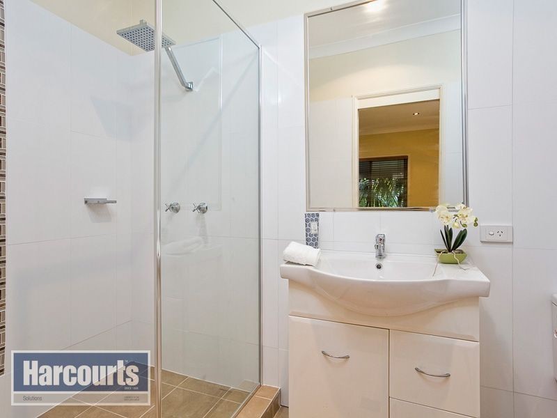29 Larwood Place, Ferny Hills QLD 4055