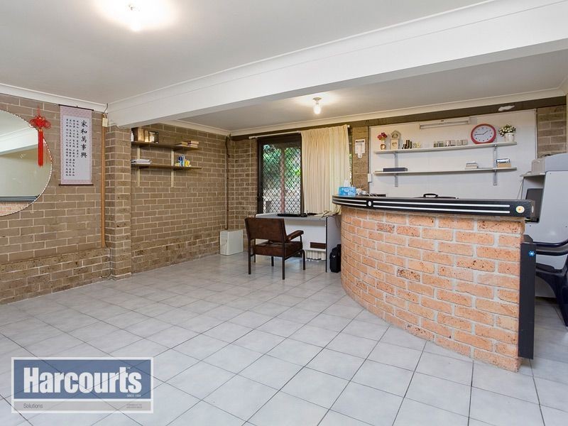 19 Amaroo Avenue, Ferny Hills QLD 4055