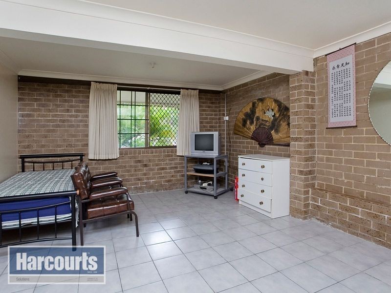 19 Amaroo Avenue, Ferny Hills QLD 4055