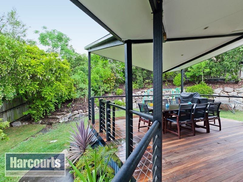 1 Woodlea Court, Ferny Hills QLD 4055