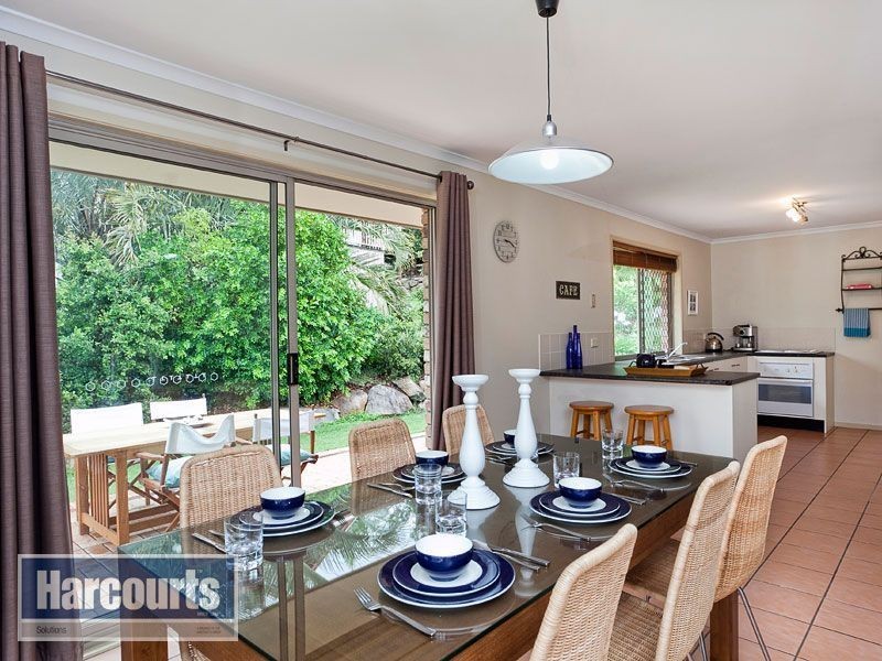 2 Fleetwood Court, Ferny Hills QLD 4055