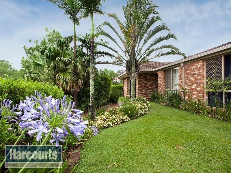 2 Fleetwood Court, Ferny Hills QLD 4055