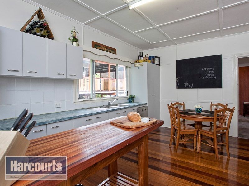 8 Corrigan Street, Keperra QLD 4054