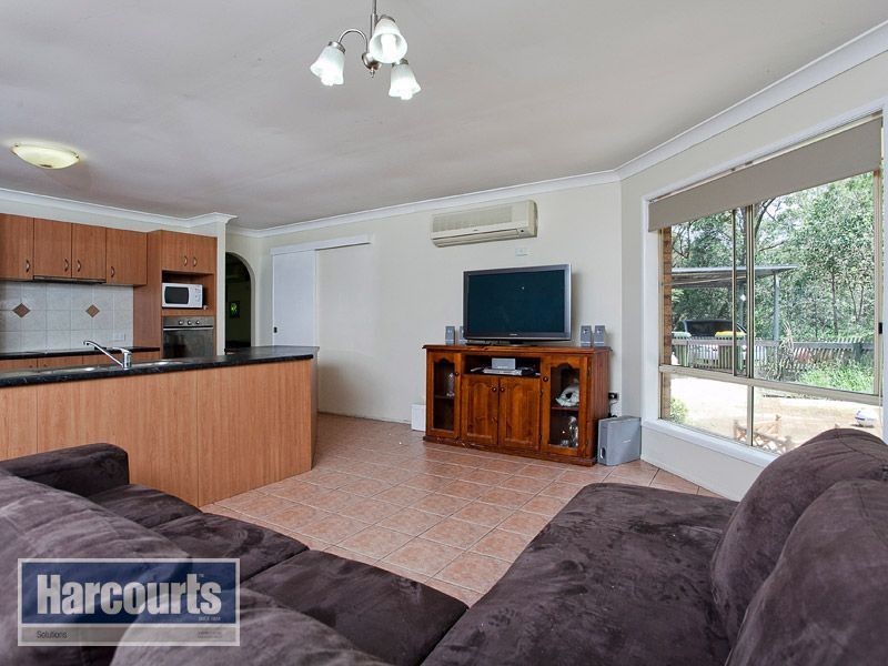 18 Balmoral Road, Samford Valley QLD 4520