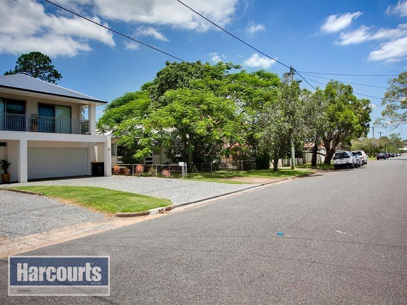 71 McConaghy St, Mitchelton QLD 4053