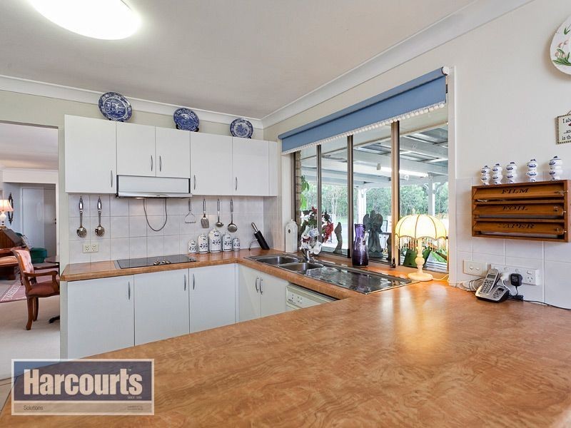 16 Glenlea Street, Keperra QLD 4054