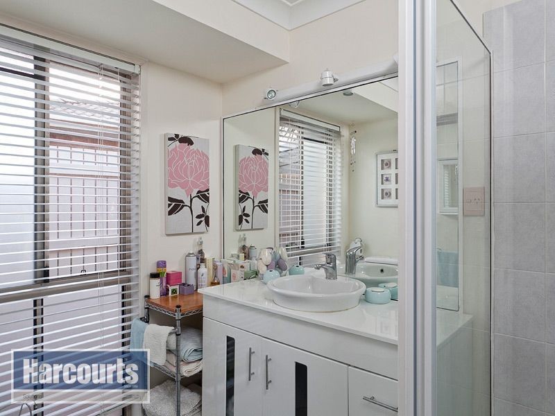 16 Glenlea Street, Keperra QLD 4054