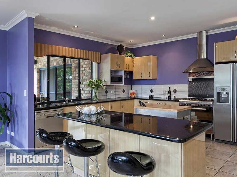 8 Koala Court, Bunya QLD 4055