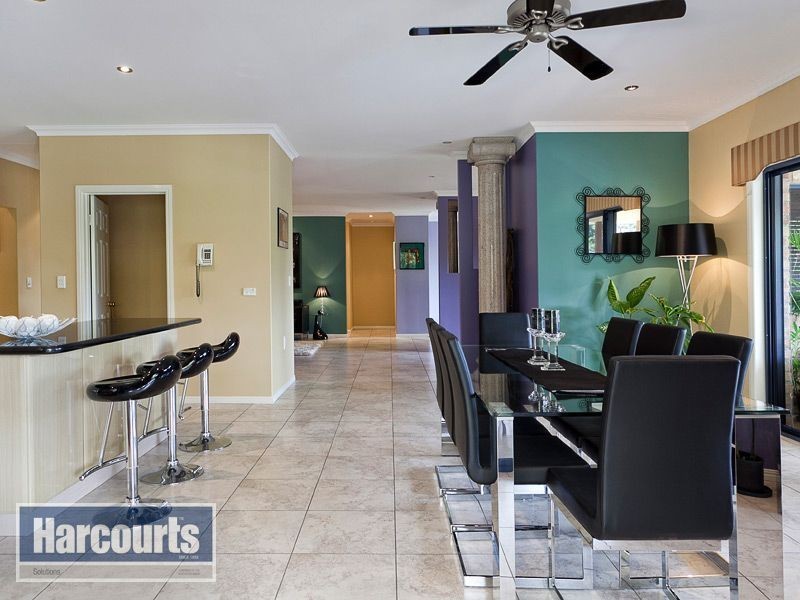 8 Koala Court, Bunya QLD 4055