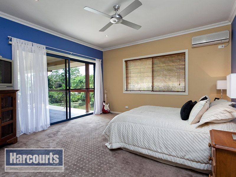 8 Koala Court, Bunya QLD 4055