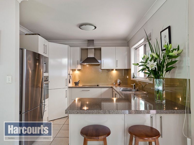 67 Tarnook Drive, Ferny Hills QLD 4055