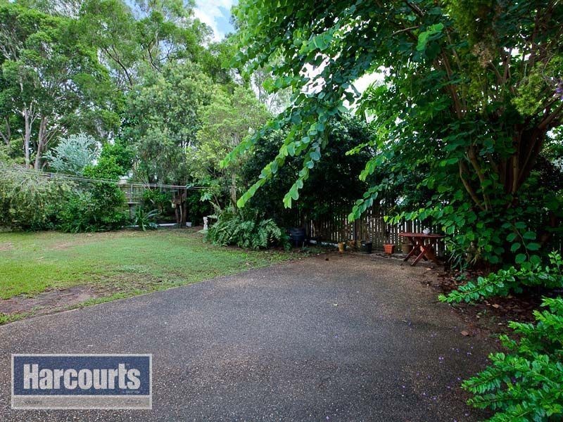 4 Mingaletta Crescent, Ferny Hills QLD 4055