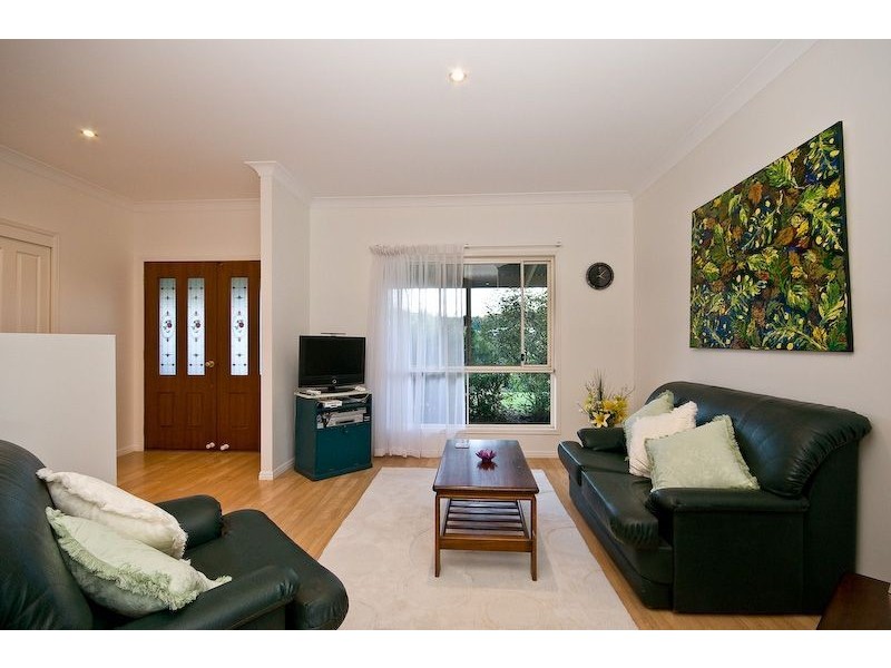 208 Herron Road, Samford QLD 4520