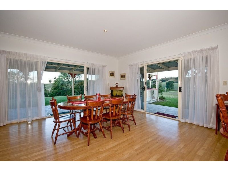 208 Herron Road, Samford QLD 4520