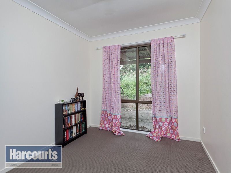 32 Tetragona Drive, Arana Hills QLD 4054