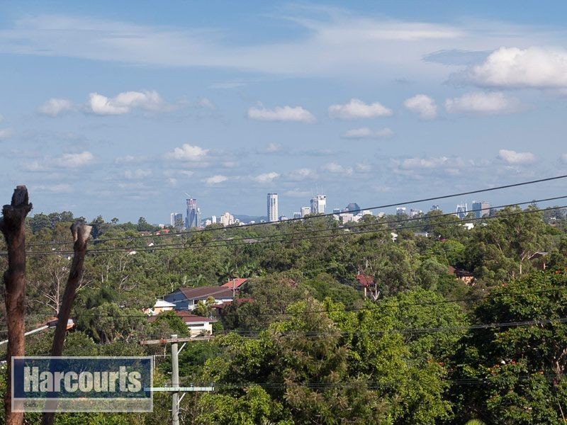 112 Patricks Road, Arana Hills QLD 4054