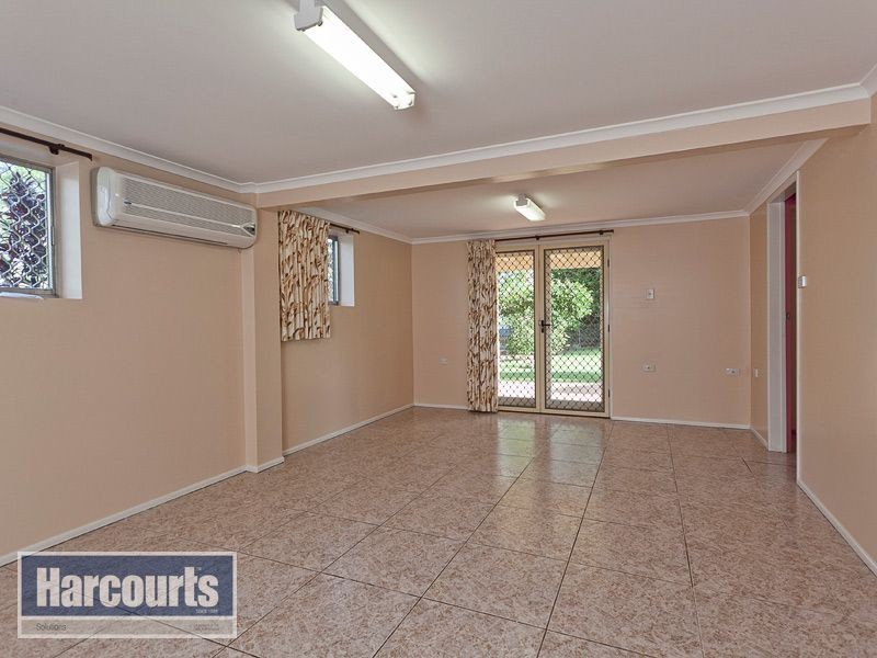 3 Alstonia Street, Arana Hills QLD 4054