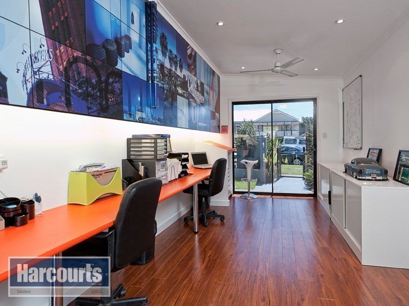 6 St Helens Road, Mitchelton QLD 4053