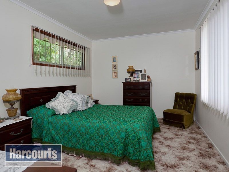 52 Kumbari Crescent, Mitchelton QLD 4053