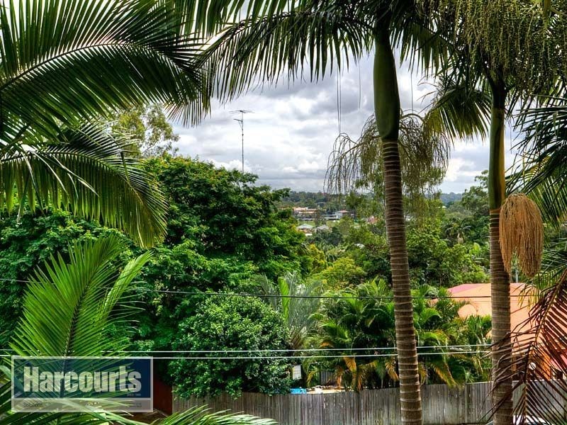 52 Kumbari Crescent, Mitchelton QLD 4053