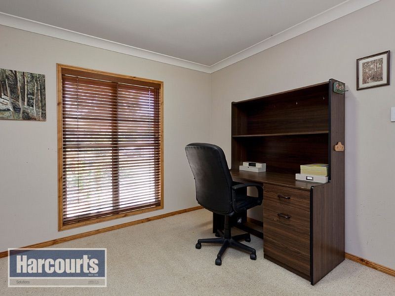 8 Orkney Place, Ferny Grove QLD 4055