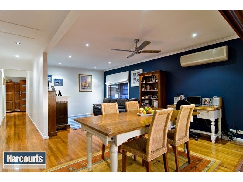 4 Ormeley Street, Stafford Heights QLD 4053