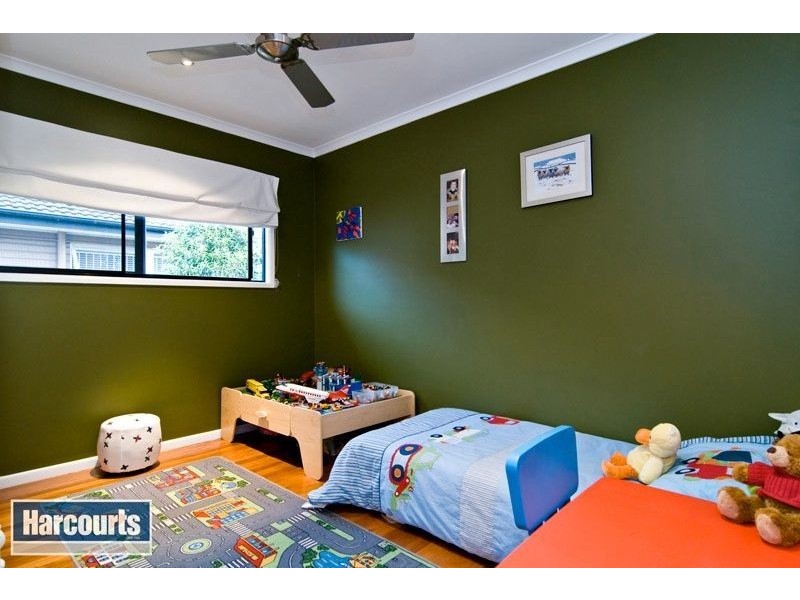 4 Ormeley Street, Stafford Heights QLD 4053